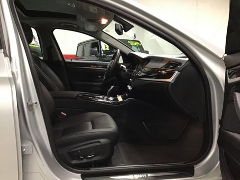 Used 2014 BMW 528i Sedan image 22
