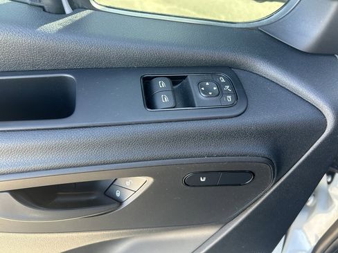 Used 2024 Mercedes-Benz Sprinter 2500 image 13