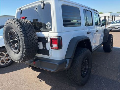 Used 2022 Jeep Wrangler Unlimited Sport AWD/4WD image 10