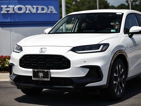 New 2026 Honda HR-V EX-L image 2