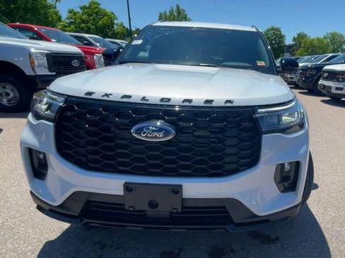 New 2026 Ford Explorer ST-Line AWD/4WD image 7