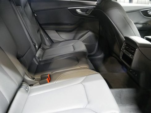 New 2026 Audi Q8 Premium Plus image 32