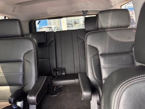 Used 2017 GMC Yukon Denali AWD/4WD image 17