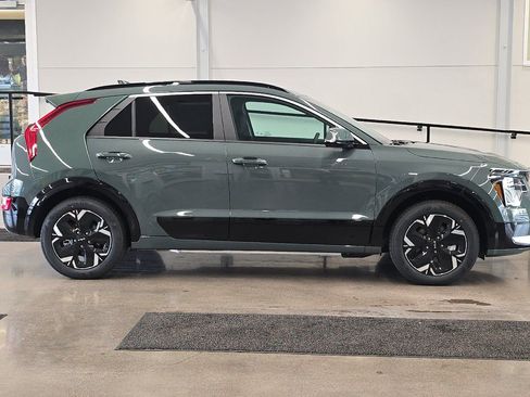 New 2026 Kia Niro Wind image 2