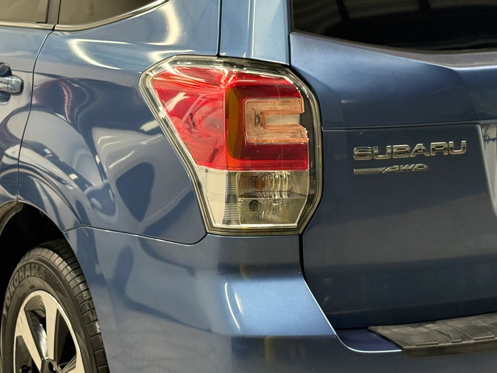 Used 2017 Subaru Forester 2.5i Limited AWD/4WD image 12