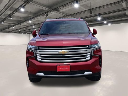 Used 2021 Chevrolet Tahoe High Country w/ Premium Package RWD image 18