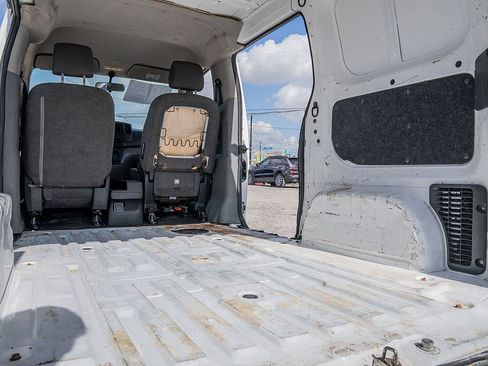Used 2020 Nissan NV200 S w/ Back Door Glass Package image 17