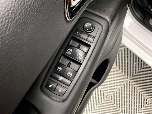 Used 2019 Dodge Durango R/T w/ Blacktop Package AWD/4WD image 38