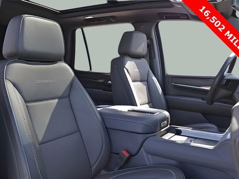 Used 2024 GMC Yukon Denali image 76