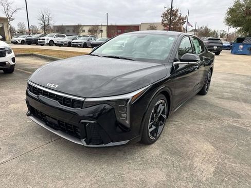 New 2026 Kia K4 GT-Line image 3