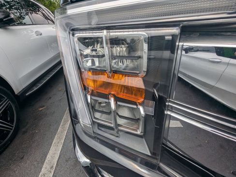 Used 2022 Ford F150 Lariat RWD image 22