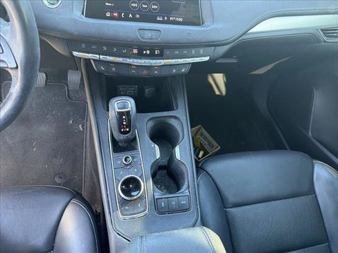 Used 2019 Cadillac XT4 Premium Luxury FWD image 16