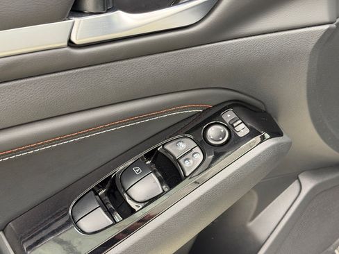 Used 2023 Nissan Altima 2.5 SR w/ SR Premium Package AWD/4WD image 26