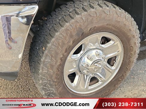 Used 2017 RAM 2500 Tradesman w/ Chrome Appearance Group AWD/4WD image 4