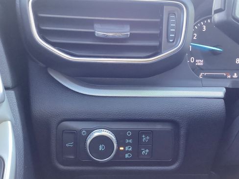 Used 2021 Ford Explorer XLT w/ Equipment Group 202A image 47