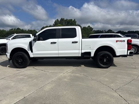 Used 2024 Ford F250 XL w/ STX Appearance Package image 8