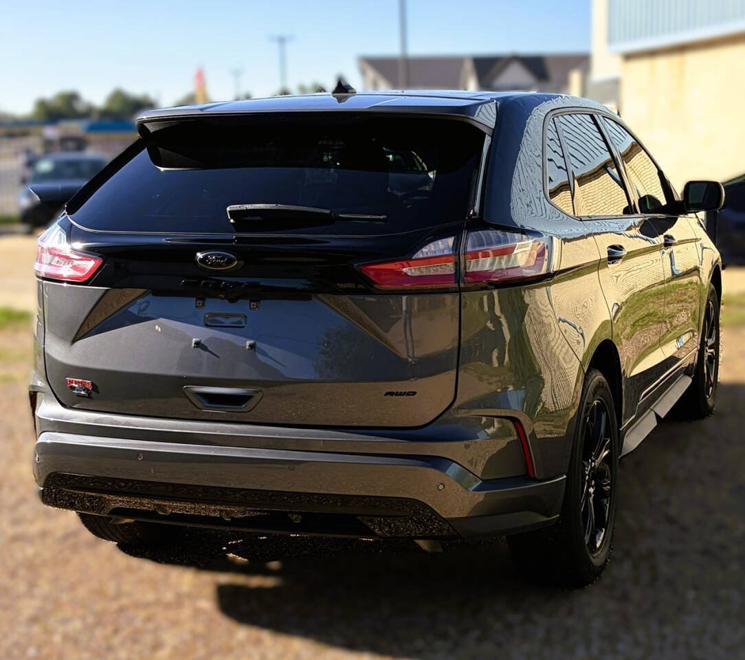 Used 2023 Ford Edge SE w/ Black Appearance Package AWD/4WD image 7