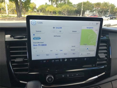 Used 2023 Ford Transit 350 XLT image 27