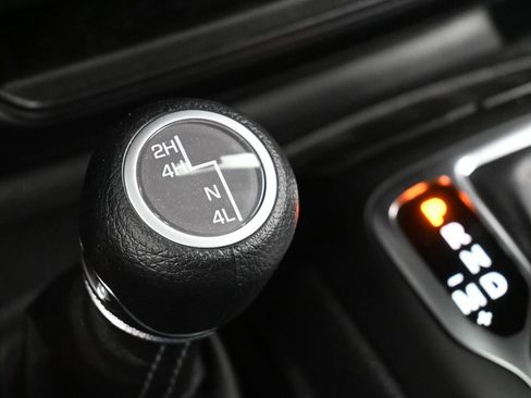 New 2026 Jeep Gladiator Sport image 22