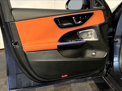 New 2026 Mercedes-Benz C 300 4MATIC Sedan image 11