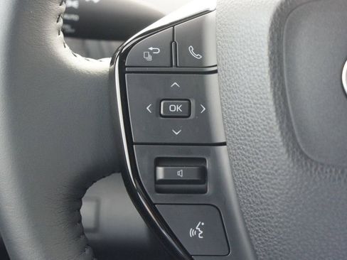 Used 2025 Toyota bZ4X AWD w/ Weather Package image 10