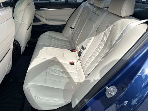 Used 2023 BMW 530e xDrive w/ Executive Package AWD/4WD image 12