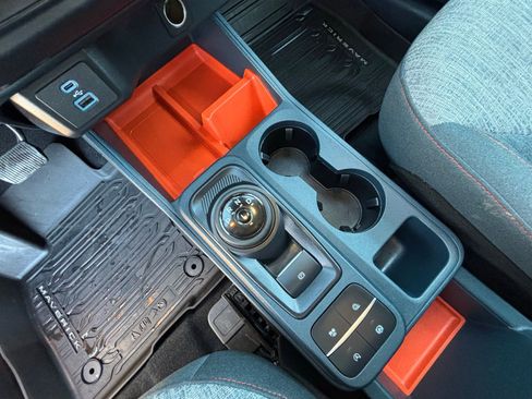 Used 2022 Ford Maverick XLT image 18