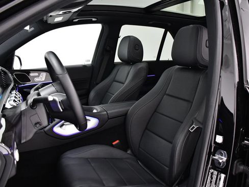 Certified 2025 Mercedes-Benz GLE 450e 4MATIC w/ Driver Assistance Package image 19