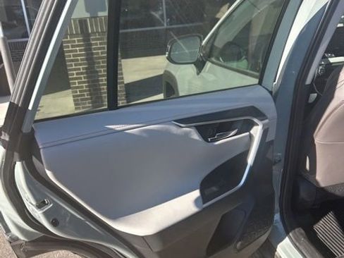 Used 2022 Toyota RAV4 Adventure image 10