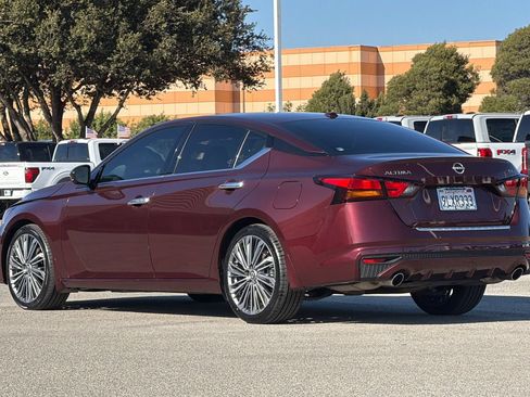 Used 2023 Nissan Altima 2.5 SL FWD image 6