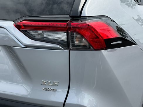 Used 2025 Toyota RAV4 XLE AWD/4WD image 24