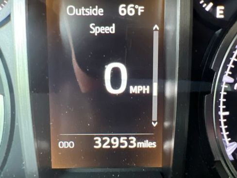 Used 2023 Toyota 4Runner Limited AWD/4WD image 15