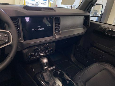 New 2025 Ford Bronco Big Bend image 13