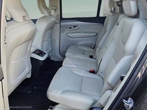 Used 2023 Volvo XC90 B5 Core w/ Protection Package Premier image 29