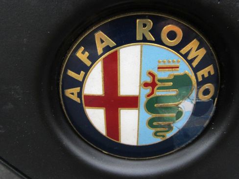 Used 1987 Alfa Romeo Spider Veloce image 16