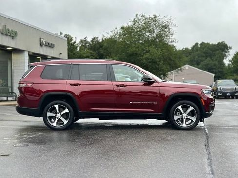 Used 2023 Jeep Grand Cherokee L Limited w/ Trailer Tow Group (B) AWD/4WD image 7