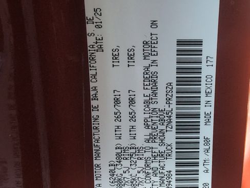 Certified 2025 Toyota Tacoma TRD Off-Road w/ TRD Off Road Premium Package image 35