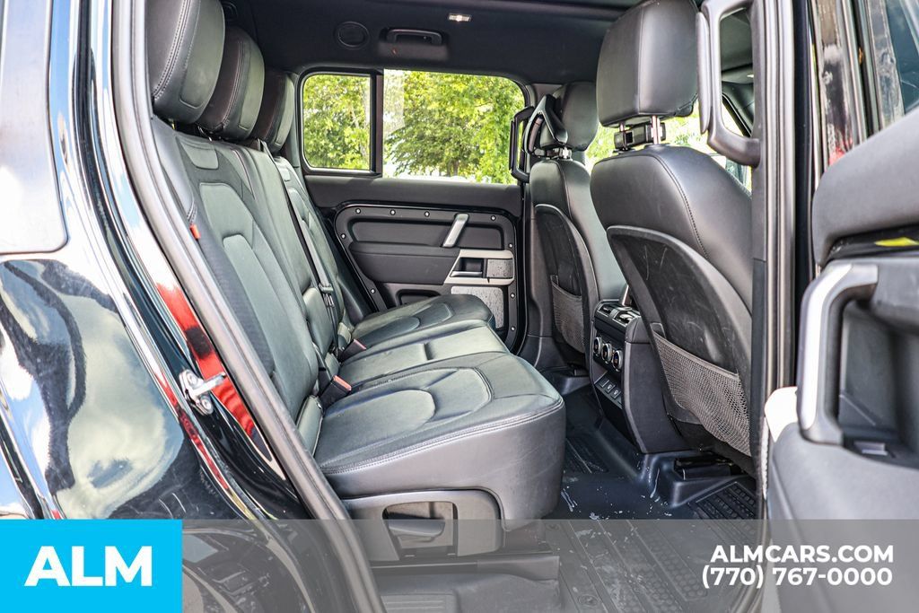 Used 2023 Land Rover Defender 130 X-Dynamic SE AWD/4WD image 21