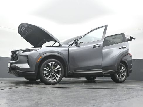 Certified 2025 INFINITI QX60 Luxe image 51