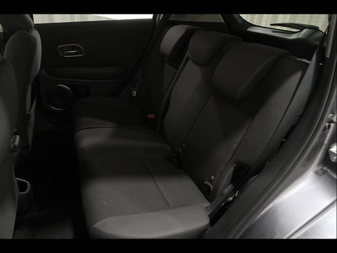 Used 2021 Honda HR-V EX image 17