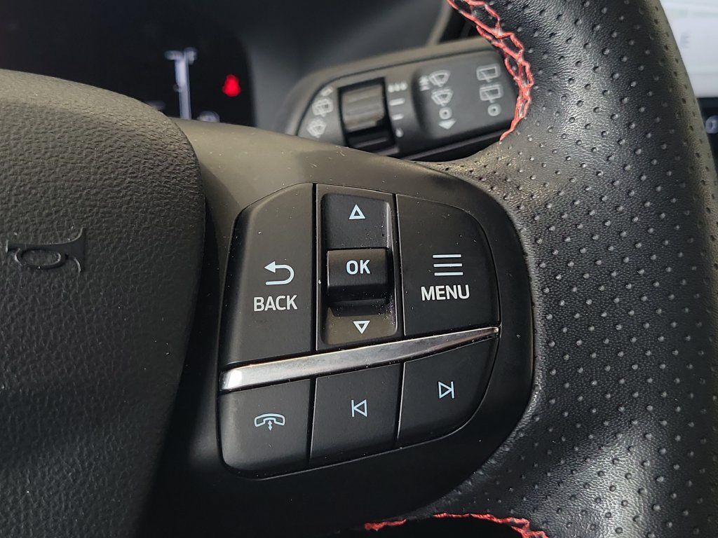 Used 2024 Ford Escape ST-Line w/ Tech Pack #1 FWD image 26