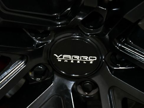 Used 2015 Chevrolet Corvette Z06 w/ 3LZ Preferred Equipment Group image 95