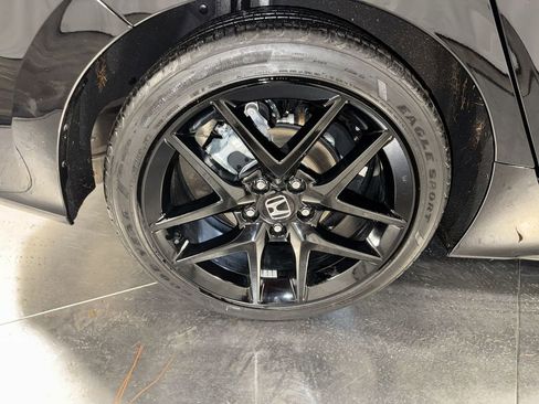 Used 2024 Honda Civic Sport image 14