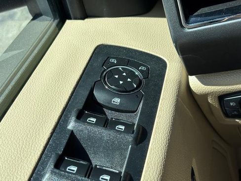 Used 2018 Ford F150 XLT w/ Equipment Group 302A Luxury AWD/4WD image 25