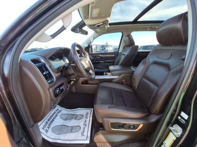 Used 2025 RAM 1500 Limited AWD/4WD image 9