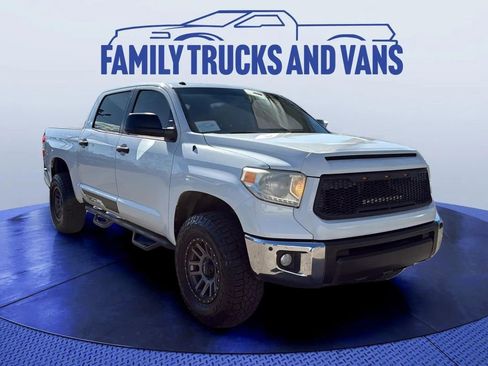 Used 2016 Toyota Tundra SR5 w/ TRD Off Road Package image 7