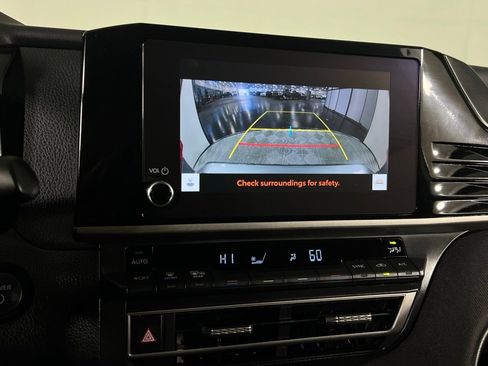 Used 2025 Toyota Camry LE image 17