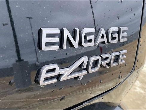 Used 2023 Nissan Ariya AWD image 8