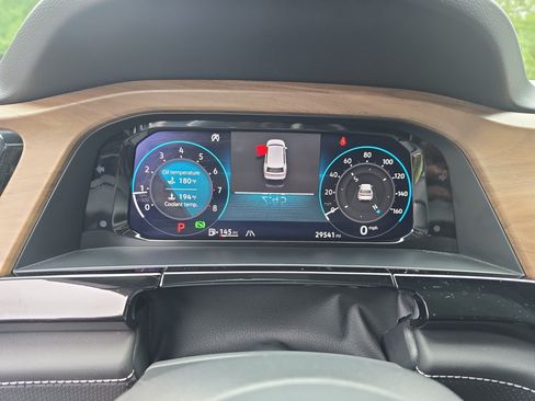 Certified 2024 Volkswagen Atlas SE FWD image 20
