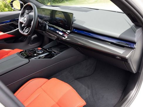 Used 2025 BMW M5 Touring w/ M Driver's Package AWD/4WD image 65